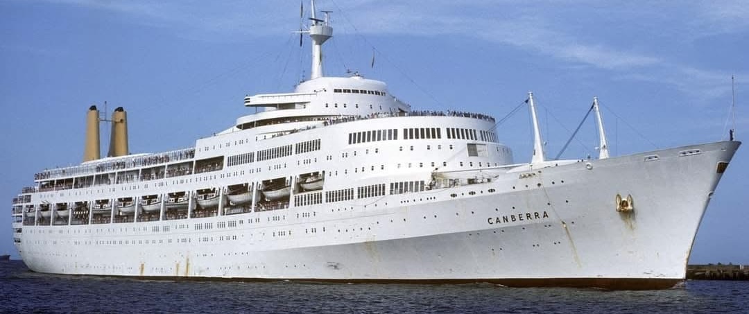 SS Canberra (ship image)
